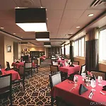Doubletree By Hilton Dallas Market Center 