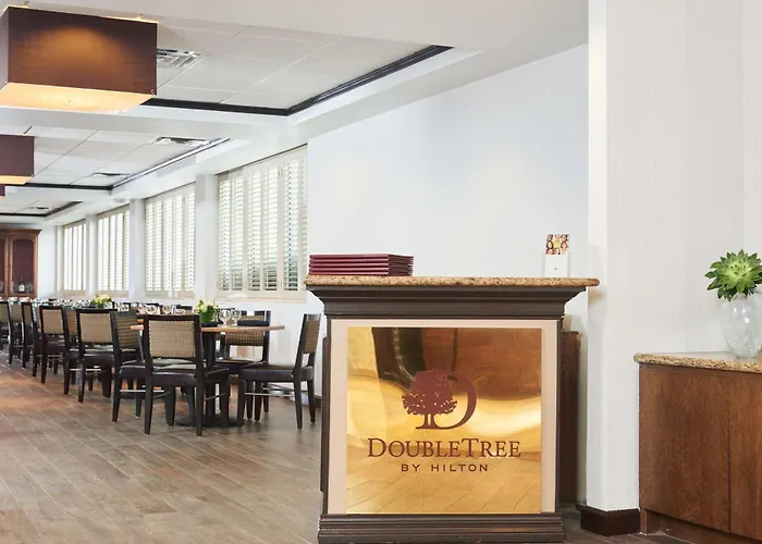 Doubletree By Hilton Dallas Market Center